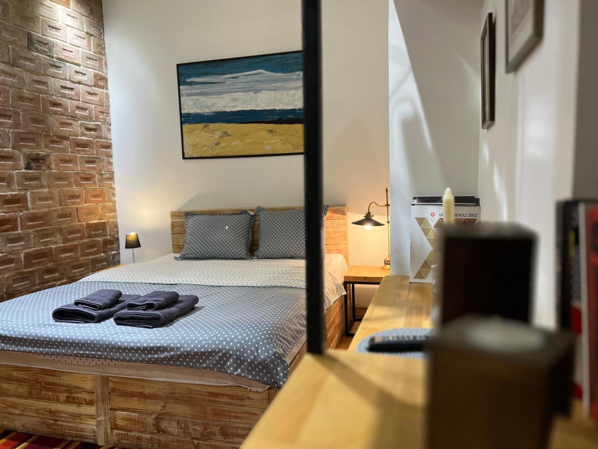 Loft-Style Apt On Virmenska Str Львов Экстерьер фото