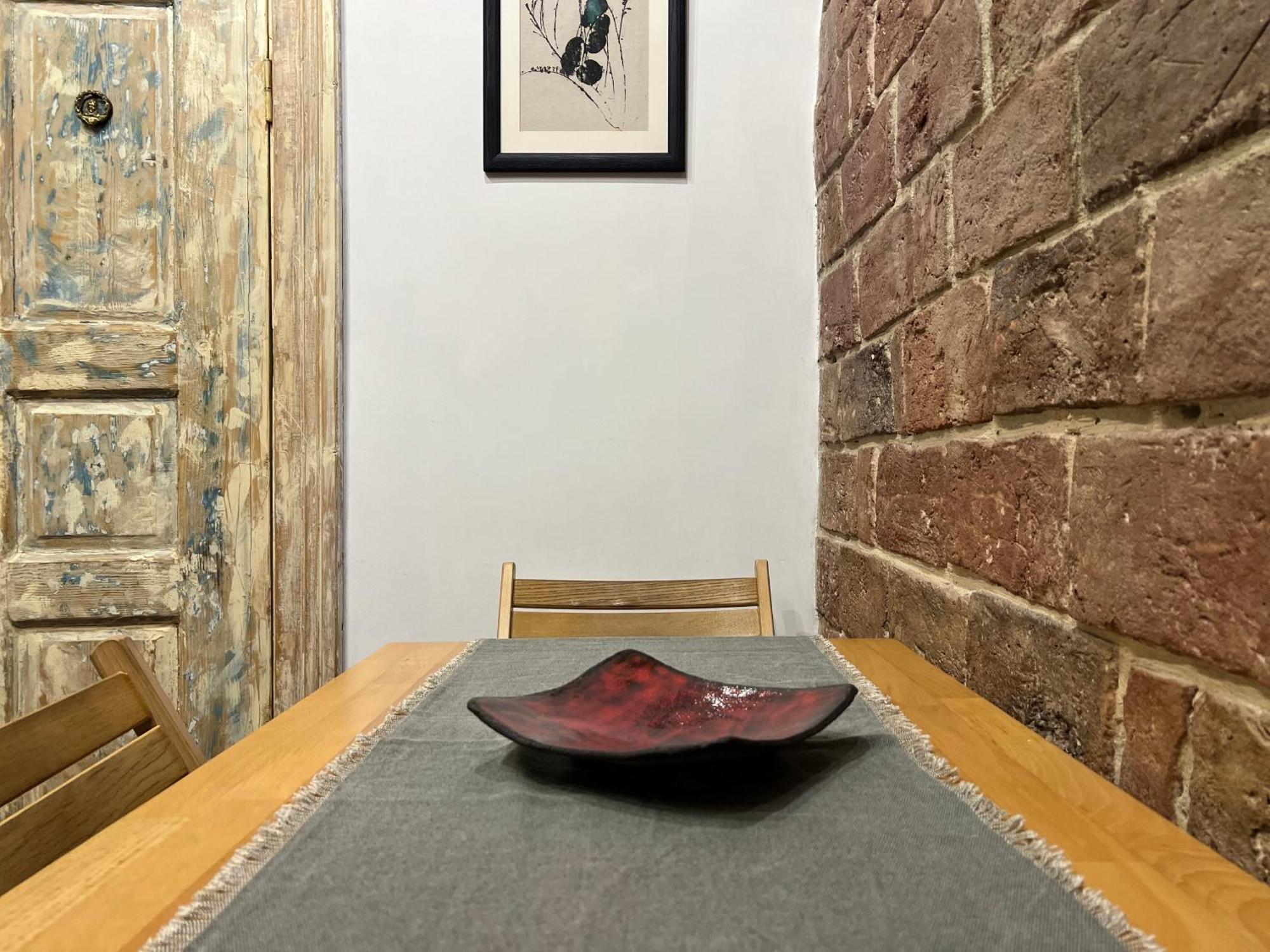 Loft-Style Apt On Virmenska Str Львов Экстерьер фото
